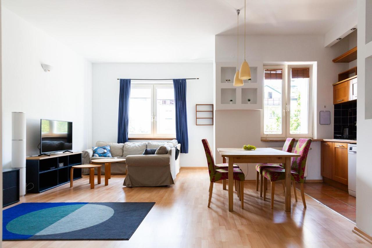 Apartment Ten Warszawa Exteriör bild